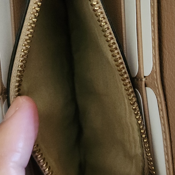 Chloe Elsie Long Zippy Wallet, Firm price - Picture 7 of 9